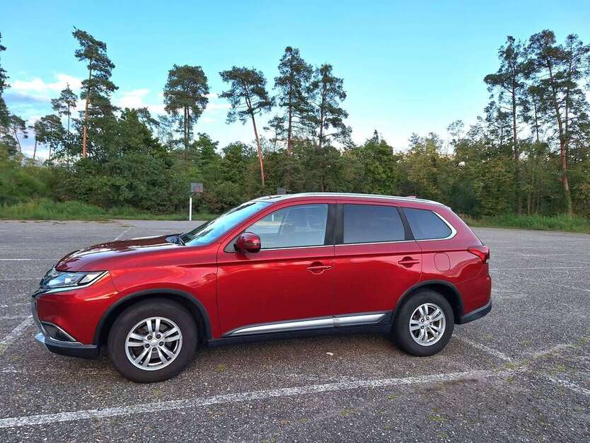 Mitsubishi Outlander 52.200 km 16.250 € Leimen 69181