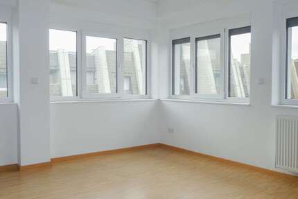 Wohnung Ludwigshafen am Rhein Ludwigshafen-Hemshof - 2 Zimmer, 62 m&sup2;, 735&euro; | Angebot:25545082