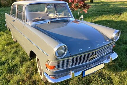 Opel Rekord 30.555 km 9.900 € Römerberg 67354