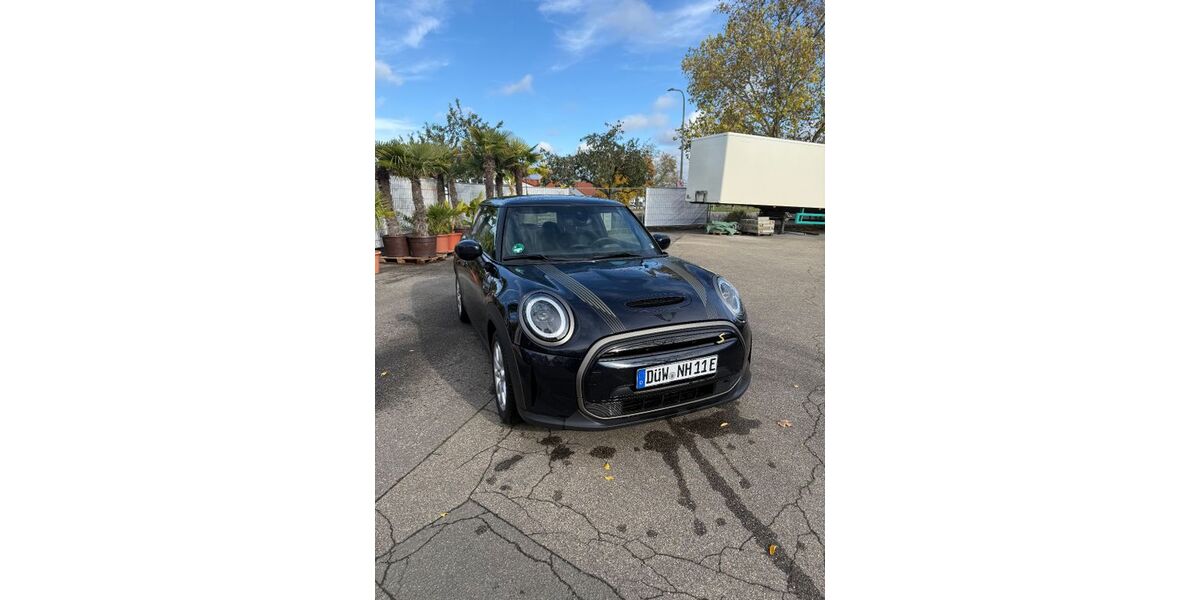 Mini Cooper SE 32.000 km 19.990 &euro; Bad Dürkheim 67098