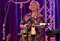 Missy Canis - eine multiinstrumentale One Woman Music Show Missy Canis - eine multiinstrumentale One Woman Music Show