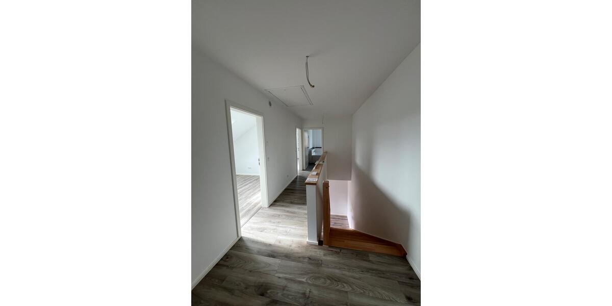 Doppelhaushälfte Dielheim - 5 Zimmer, 130 m&sup2;, 2.100&euro; | Angebot:23601878