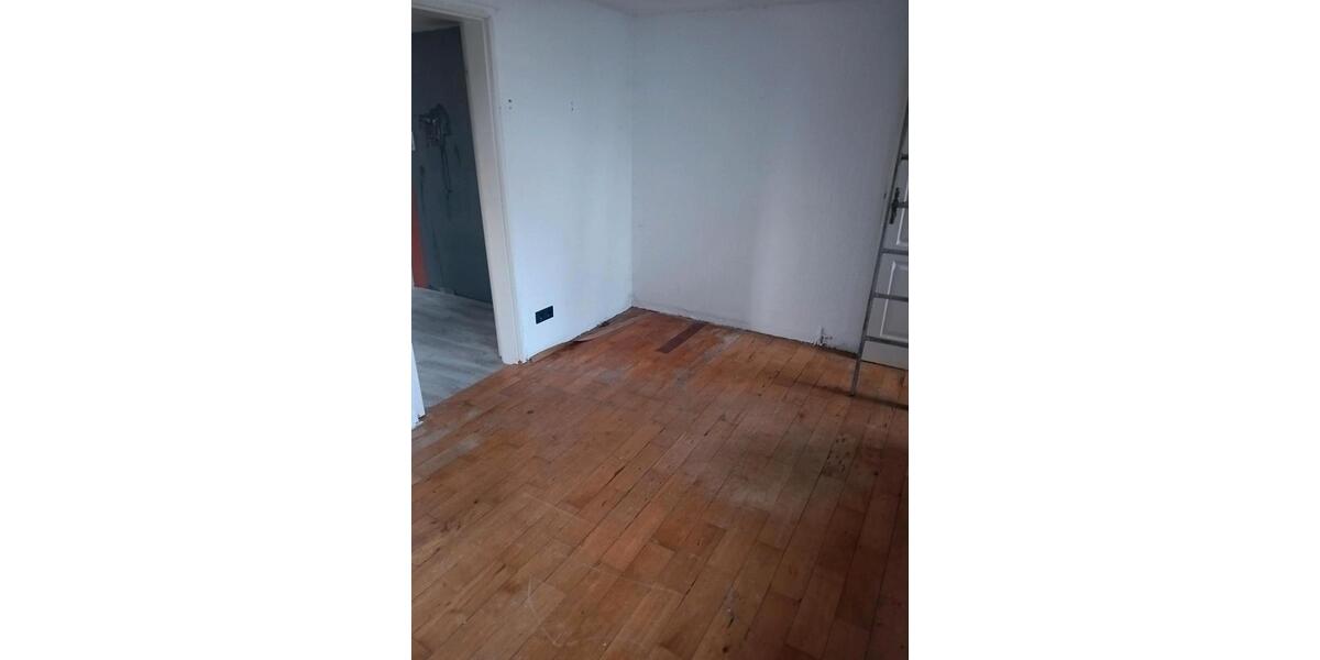 Einfamilienhaus Lampertheim - 6 Zimmer, 117 m&sup2;, 195.000&euro; | Angebot:25266532