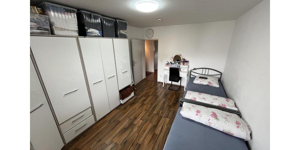Etagenwohnung Bensheim - 4 Zimmer, 106 m&sup2;, 1.080&euro; | Angebot:26255694