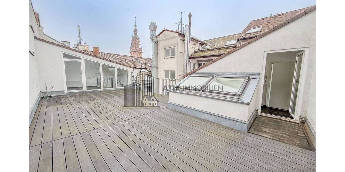 ATIK: Helle 7-Zimmer-Whg direkt am Marktplatz, ideal für WG-Nutzung, nur wenige Minuten von der Uni - Etagenwohnung Mannheim Quadrate | Angebot:26267224