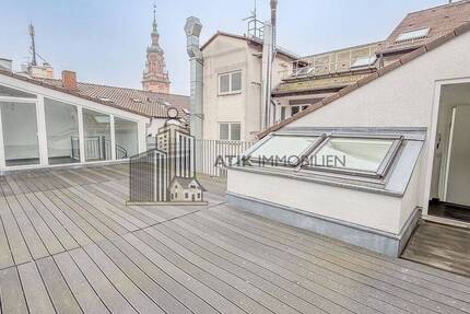 ATIK: Helle 7-Zimmer-Whg direkt am Marktplatz, ideal für WG-Nutzung, nur wenige Minuten von der Uni - Wohnung Mannheim Quadrate | Angebot:26267224