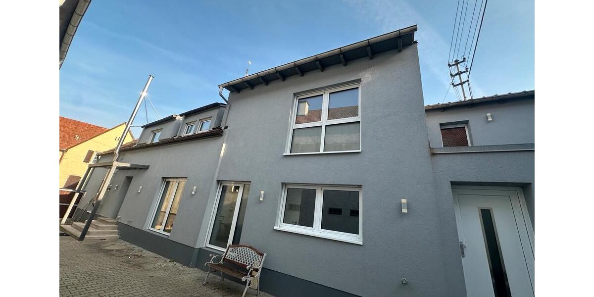 Einfamilienhaus Ludwigshafen am Rhein Ludwigshafen-Oggersheim - 8 Zimmer, 165 m&sup2;, 493.500&euro; | Angebot:24780633
