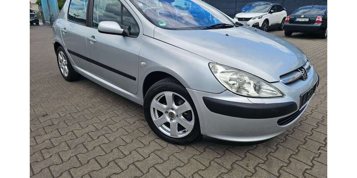 Peugeot 307 197.000 km 2.699 &euro; Ludwigshafen 67071