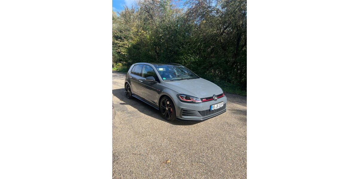 VW Golf 50.000 km 28.900 &euro; Brühl 68782