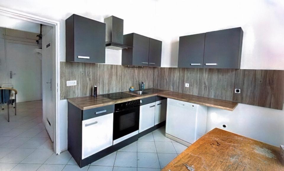 Etagenwohnung Ludwigshafen am Rhein Ludwigshafen-Hemshof - 2 Zimmer, 55 m&sup2;, 160.000&euro; | Angebot:26737865