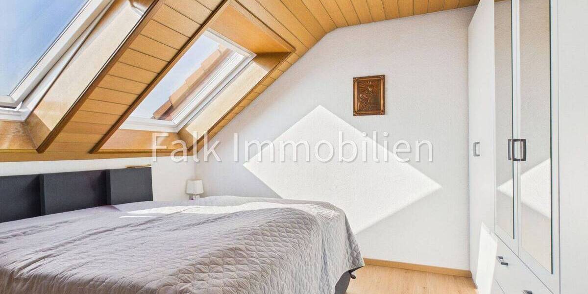 Etagenwohnung Brühl - 2 Zimmer, 78 m&sup2;, 215.000&euro; | Angebot:26246870