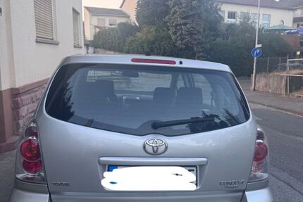 Toyota Corolla Verso 120.000 km 5.400 &euro; Fürth 64658