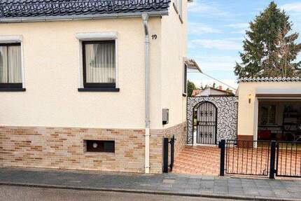 Doppelhaushälfte in Frankenthal (Pfalz) mit sehr großem Garten, provisionsfrei von privat 5 zimmer