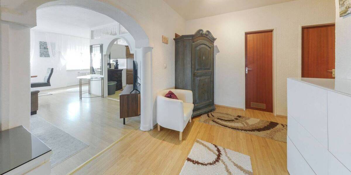 Etagenwohnung Wiesloch - 3 Zimmer, 90 m&sup2;, 240.000&euro; | Angebot:26309548