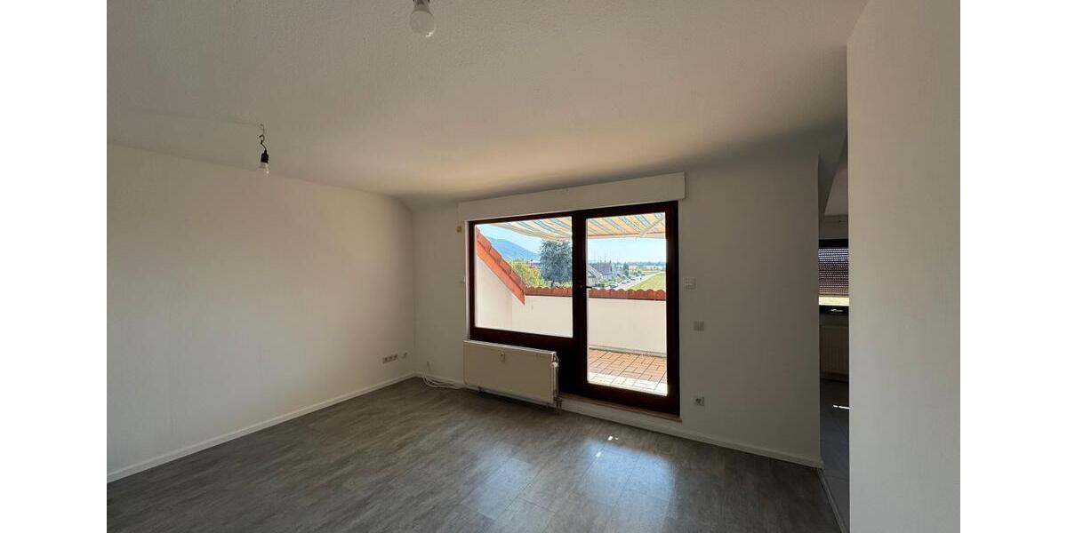 Charmante Dachgeschosswohnung in Hirschberg an der Bergstraße 3.5 zimmer