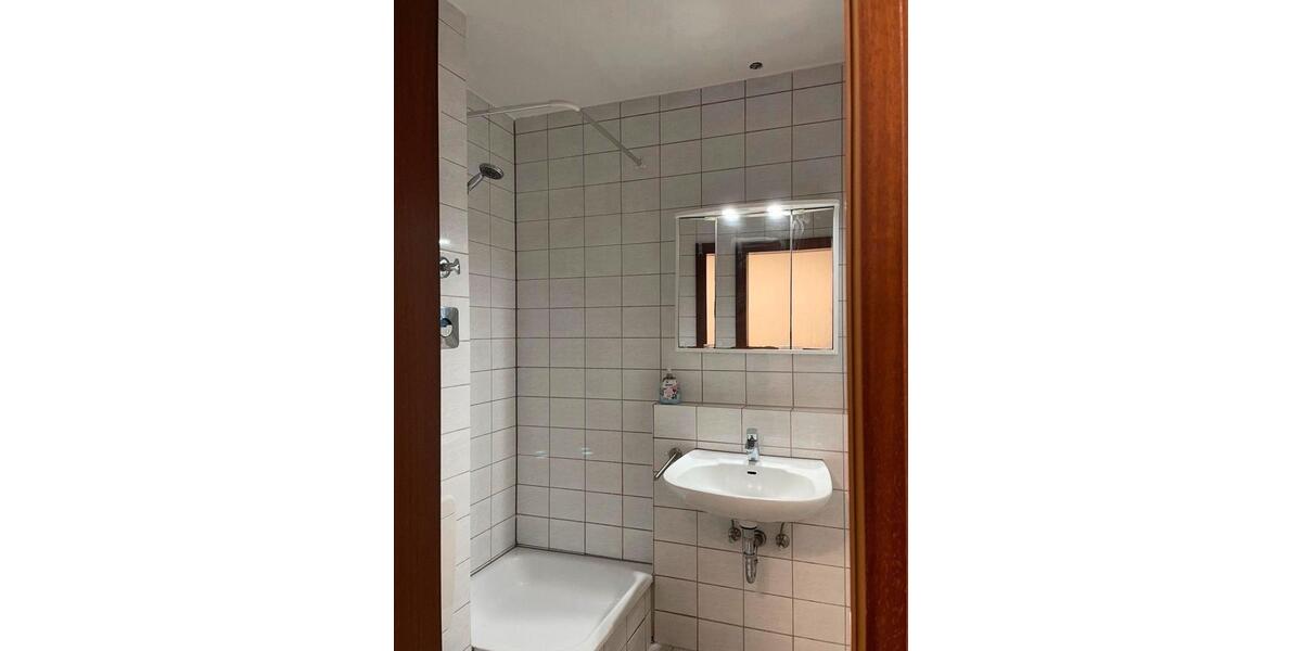 Etagenwohnung Ludwigshafen am Rhein - 1 Zimmer, 24 m&sup2;, 75.000&euro; | Angebot:26805698
