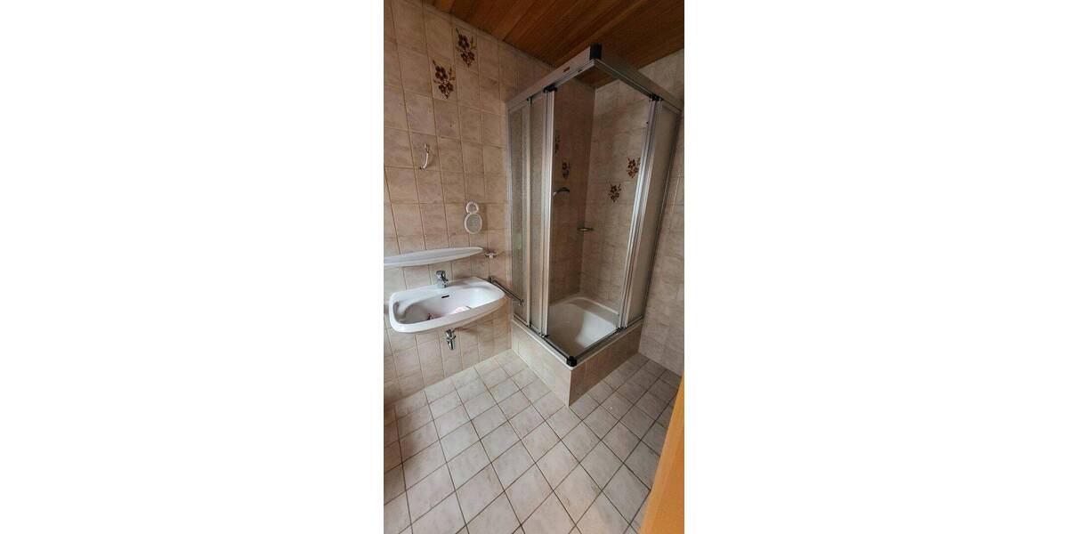 Doppelhaushälfte Oftersheim - 8 Zimmer, 195 m&sup2;, 660.000&euro; | Angebot:26801701