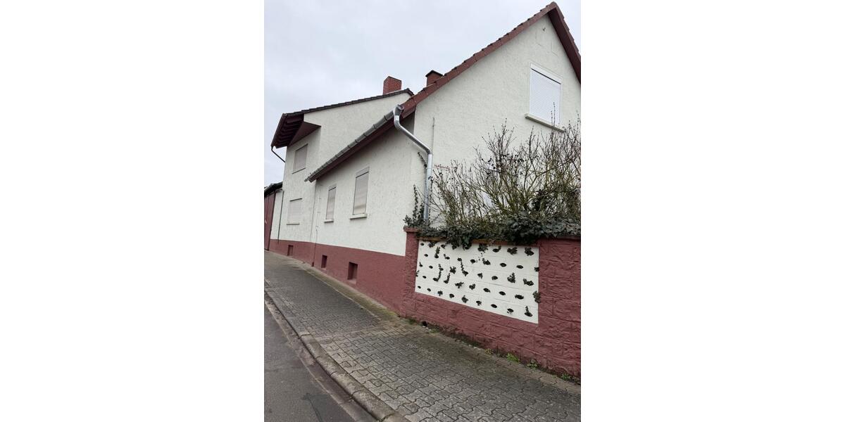 Mehrfamilienhaus, Wohnhaus Groß-Rohrheim Rohrheim - 7 Zimmer, 170 m&sup2;, 385.000&euro; | Angebot:25510392