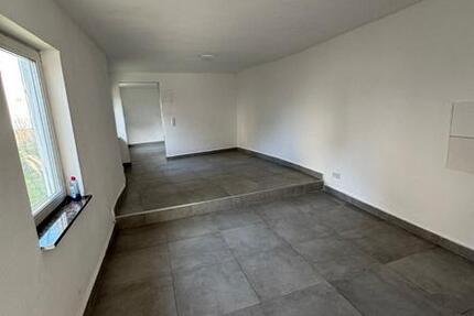 Wohnung Sandhausen - 2 Zimmer, 55 m&sup2;, 1.000&euro; | Angebot:25658005