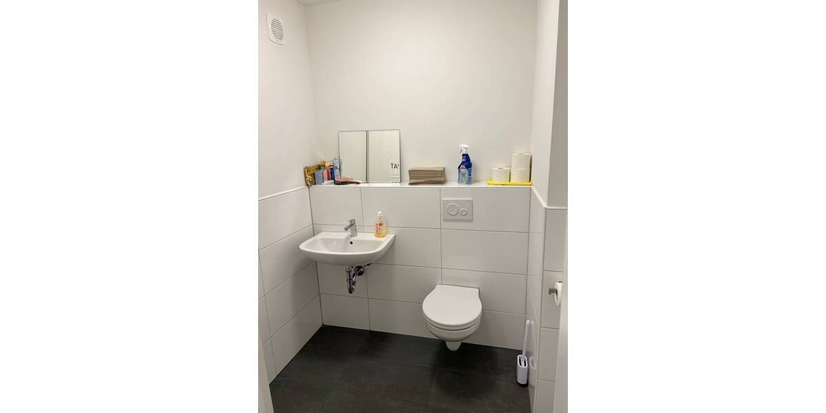 Gewerbeobjekt Ludwigshafen am Rhein Mitte - 2 Zimmer, 151 m&sup2;, 1.513&euro; | Angebot:23881648