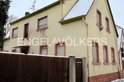 Haus zum Kaufen in Ludwigshafen am Rhein 330.000 € 168 m² 8 zimmer