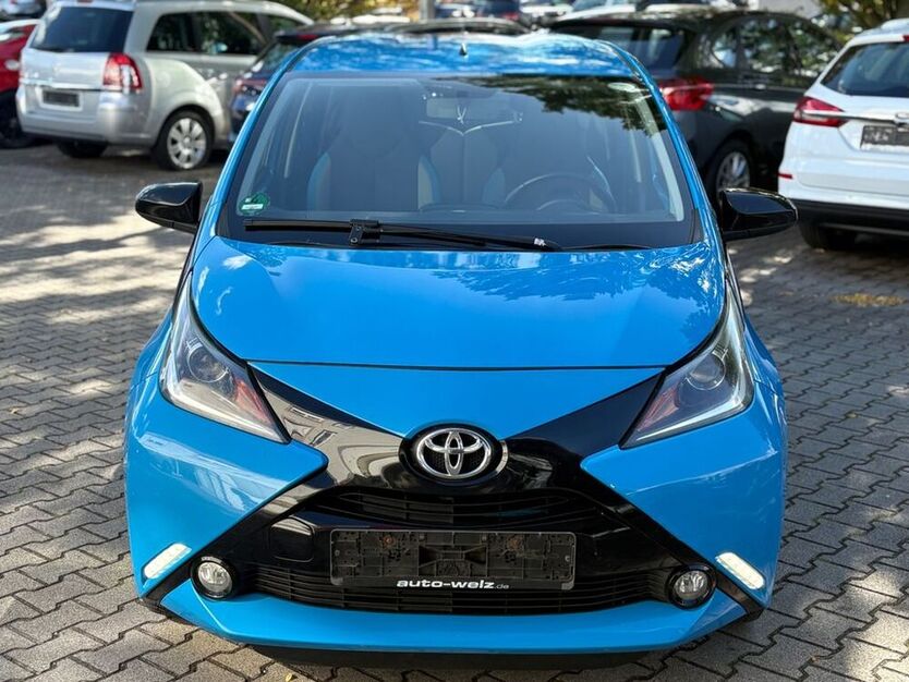 Aygo (X)