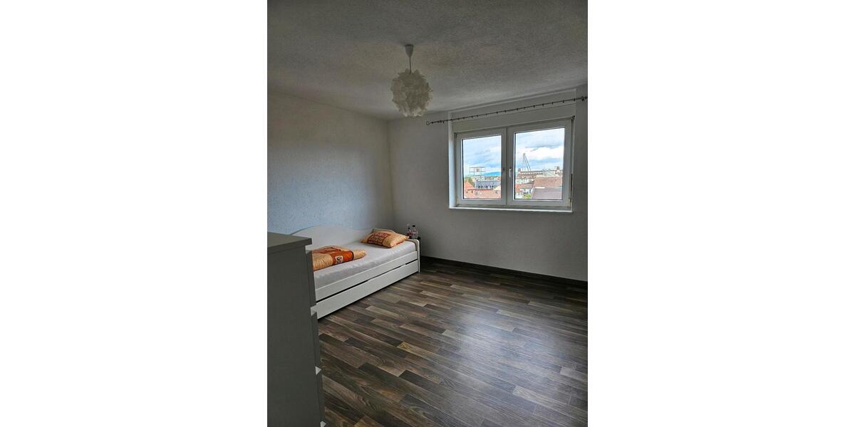 Etagenwohnung Ludwigshafen am Rhein Ludwigshafen-Hemshof - 5 Zimmer, 112 m&sup2;, 310.000&euro; | Angebot:26228329