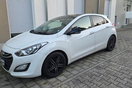 Hyundai i30 209.000 km 5.700 &euro; Grünstadt 67269