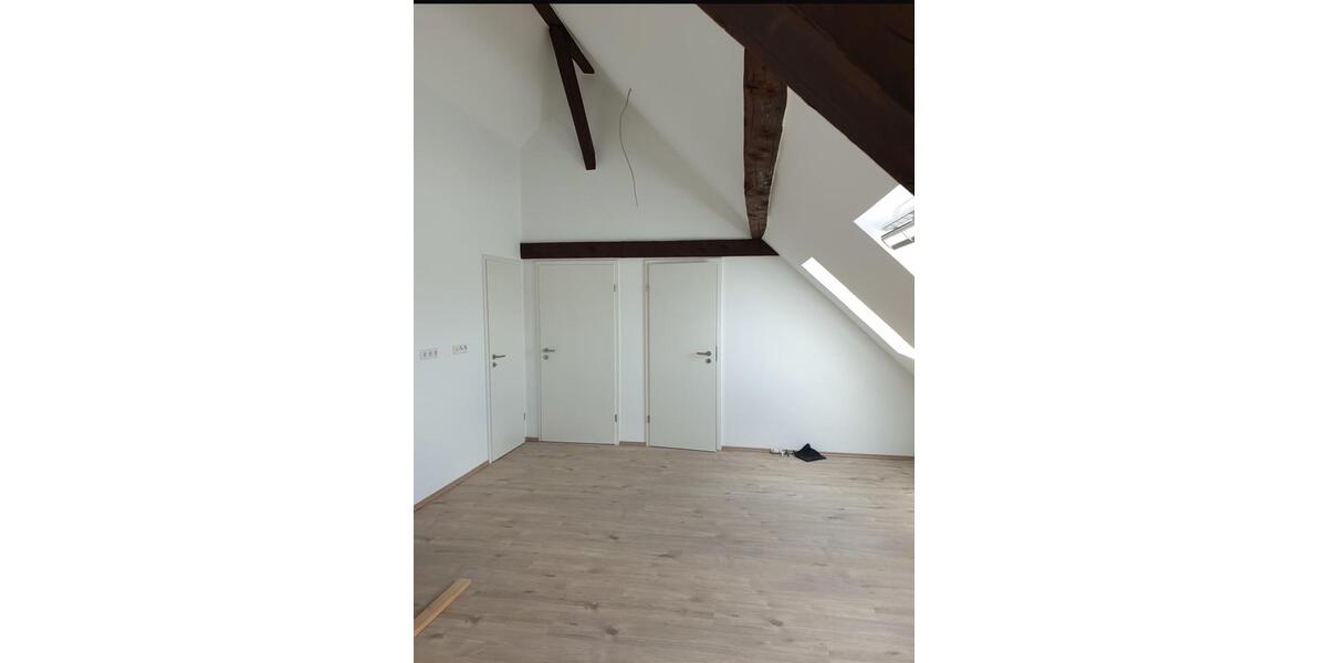 Dachgeschoßwohnung Mannheim Gartenstadt - 3 Zimmer, 72 m&sup2;, 800&euro; | Angebot:24780822