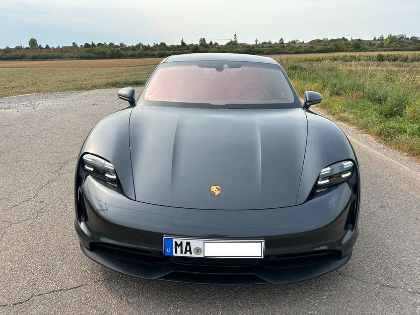 Porsche Taycan 44.500 km 57.500 € Mannheim 68259