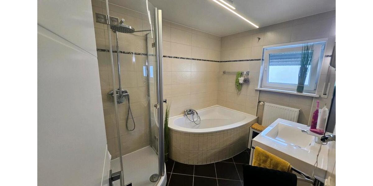 Bungalow Ludwigshafen am Rhein Edigheim - 6 Zimmer, 250 m&sup2;, 460.000&euro; | Angebot:26578097