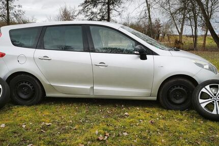 Renault Grand Scenic 209.913 km 3.333 &euro; Rödersheim-Gronau 67127