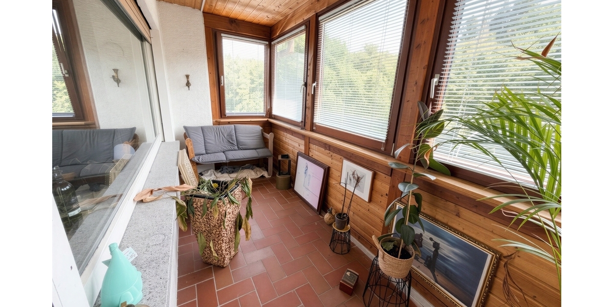 Charmantes Zweifamilienhaus mit Einliegerwohnung und traumhaftem Garten in Heppenheim - Zweifamilienhaus Heppenheim (Bergstraße) | Angebot:27248767