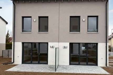 Haus Biblis - 4.5 Zimmer, 116 m&sup2;, 1.624&euro; | Angebot:24025717