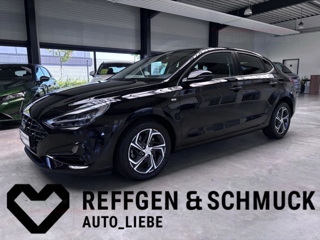 i30