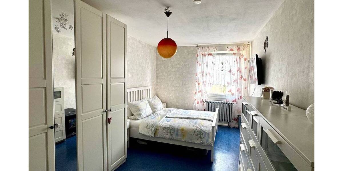 Etagenwohnung Mannheim Vogelstang - 3 Zimmer, 80 m&sup2;, 157.000&euro; | Angebot:26260827