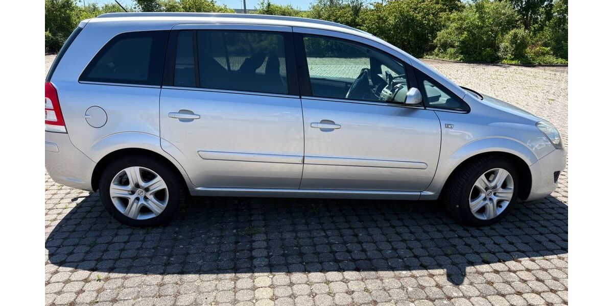 Opel Zafira 170.040 km 4.990 &euro; Ketsch 68775