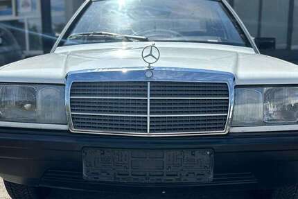 Mercedes-Benz 190 111.000 km 11.999 &euro; Ludwigshafen 67071