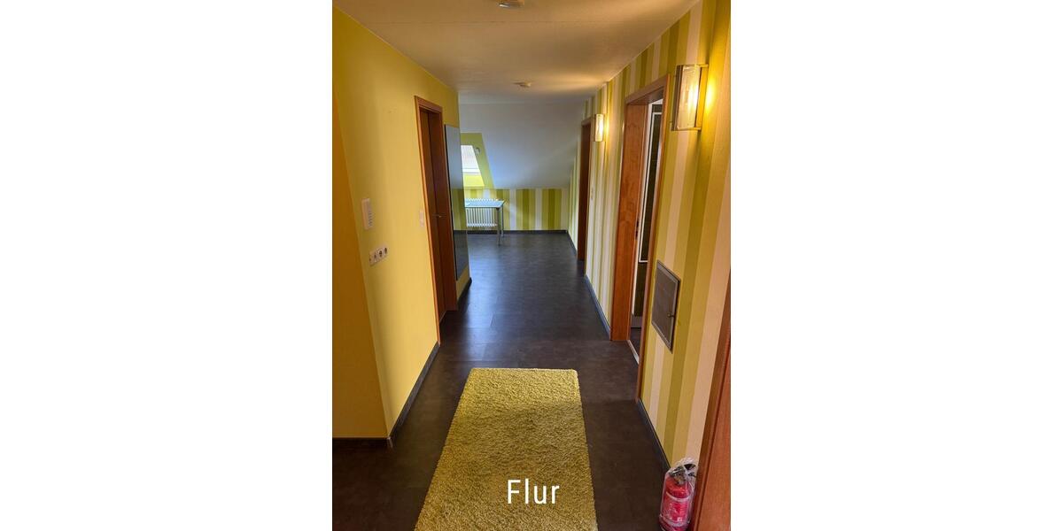 Dachgeschoßwohnung Mannheim Herzogenried - 2.5 Zimmer, 70 m&sup2;, 1.100&euro; | Angebot:24680779