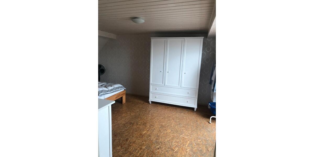 Dachgeschoßwohnung Worms - 2 Zimmer, 70 m&sup2;, 630&euro; | Angebot:26552155