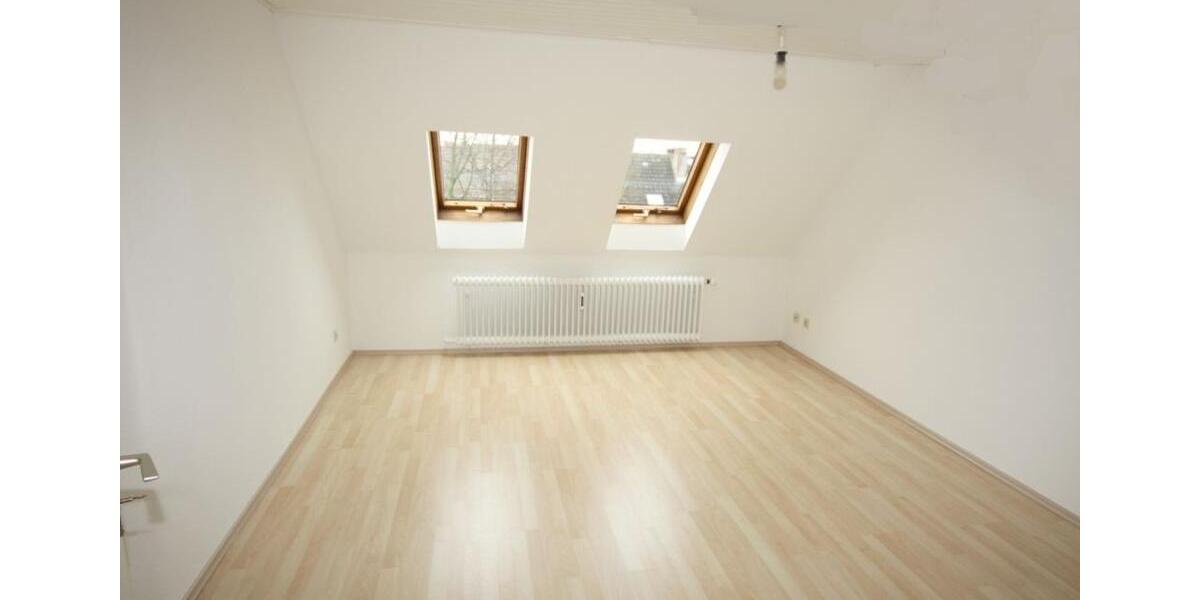 Dachgeschoßwohnung Worms Westliche Vororte - 4 Zimmer, 65 m&sup2;, 125.000&euro; | Angebot:26018243