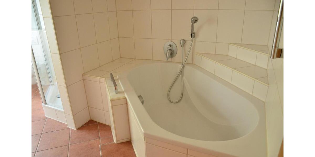 Einfamilienhaus Bammental - 7 Zimmer, 150 m&sup2;, 2.100&euro; | Angebot:26130459