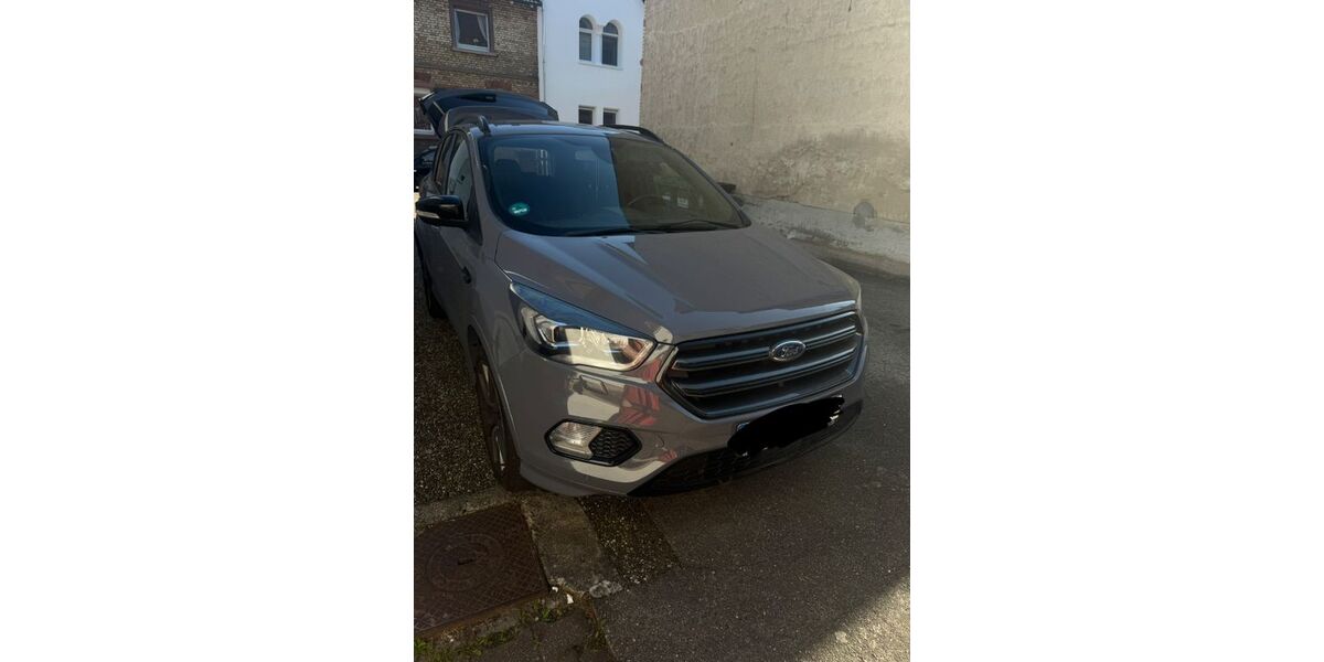 Ford Kuga 144.000 km 13.000 &euro; Weinhein 69469