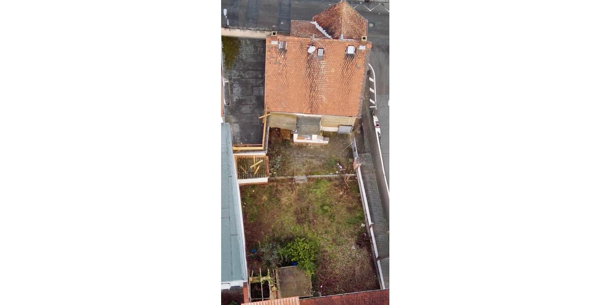 Einfamilienhaus Lampertheim - 5 Zimmer, 110 m&sup2;, 240.000&euro; | Angebot:26024108