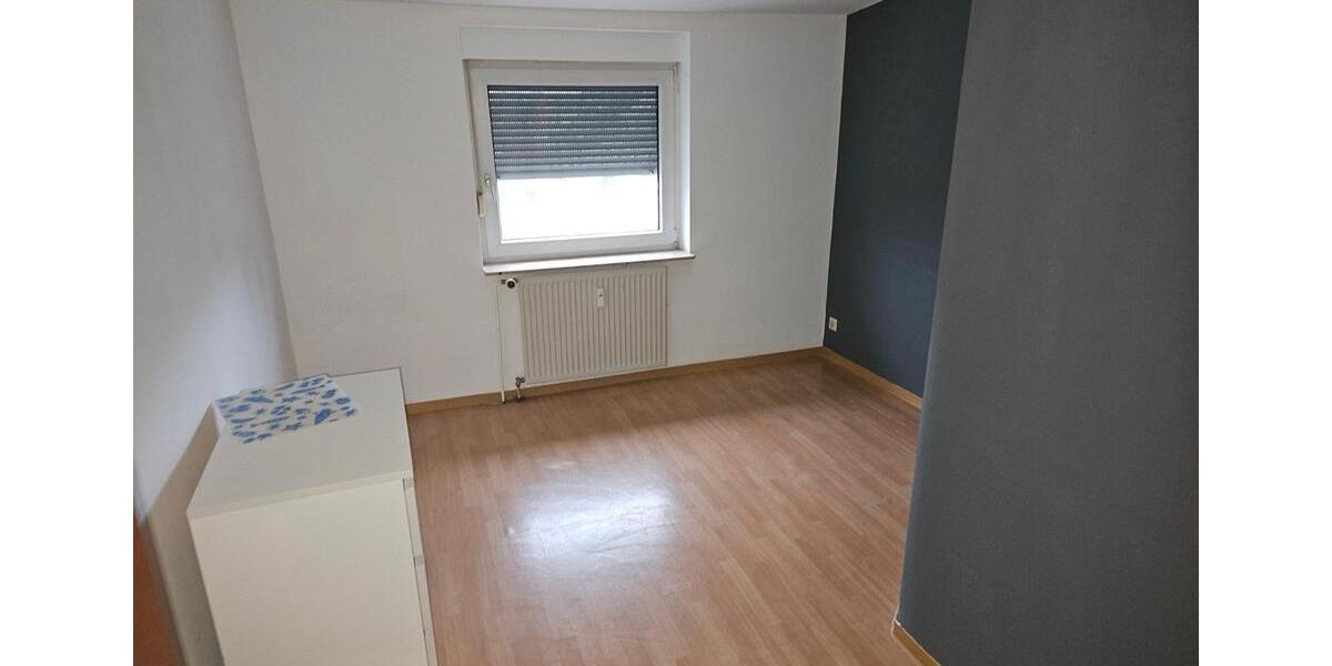 3 Zimmer Dachgeschoss Wohnung zu vermieten 3 zimmer