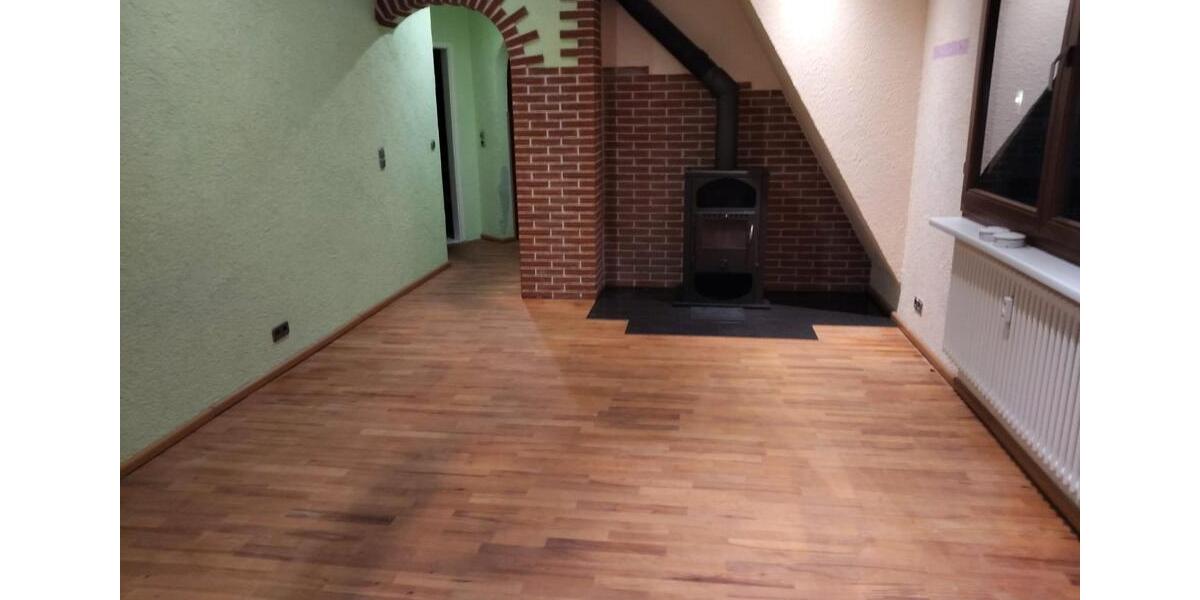 Dachgeschoßwohnung Mannheim - 3.5 Zimmer, 147 m&sup2;, 1.175&euro; | Angebot:26311625