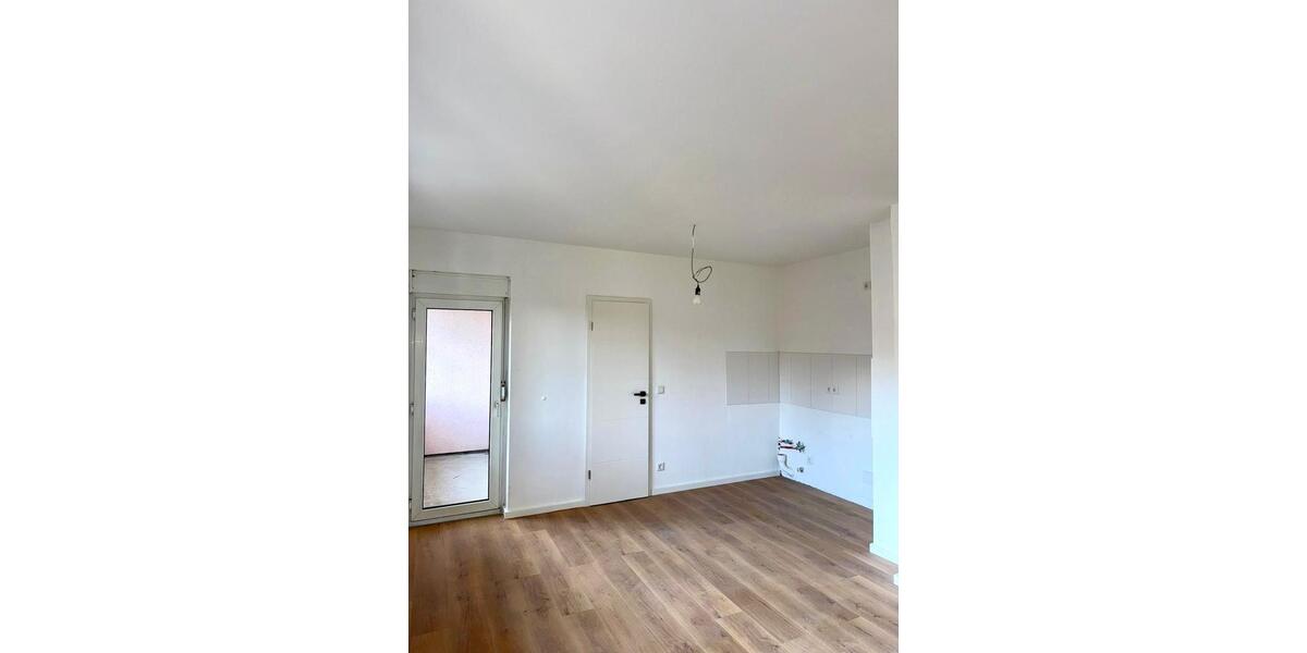 Etagenwohnung Ludwigshafen am Rhein Parkinsel - 3 Zimmer, 64 m&sup2;, 900&euro; | Angebot:24881343