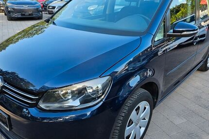 VW Touran 140.500 km 10.250 &euro; Lachen-Speyerdorf 67435