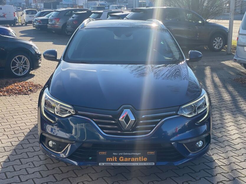 Renault Megane 120.000 km 12.499 € Speyer 67346
