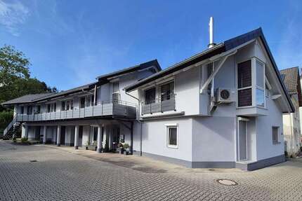 Haus Lautertal (Reichenbach) - 7 Zimmer, 225 m&sup2;, 2.450&euro; | Angebot:26217113